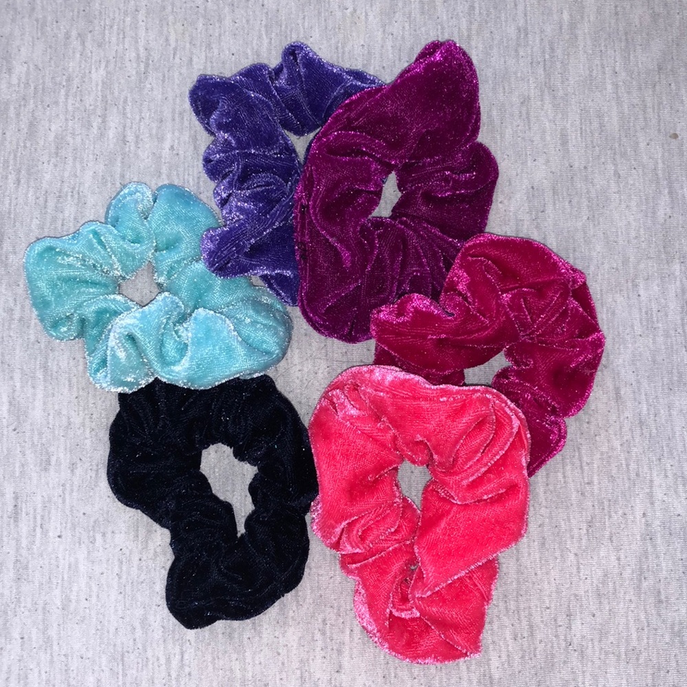Velvet Scrunchie Pack